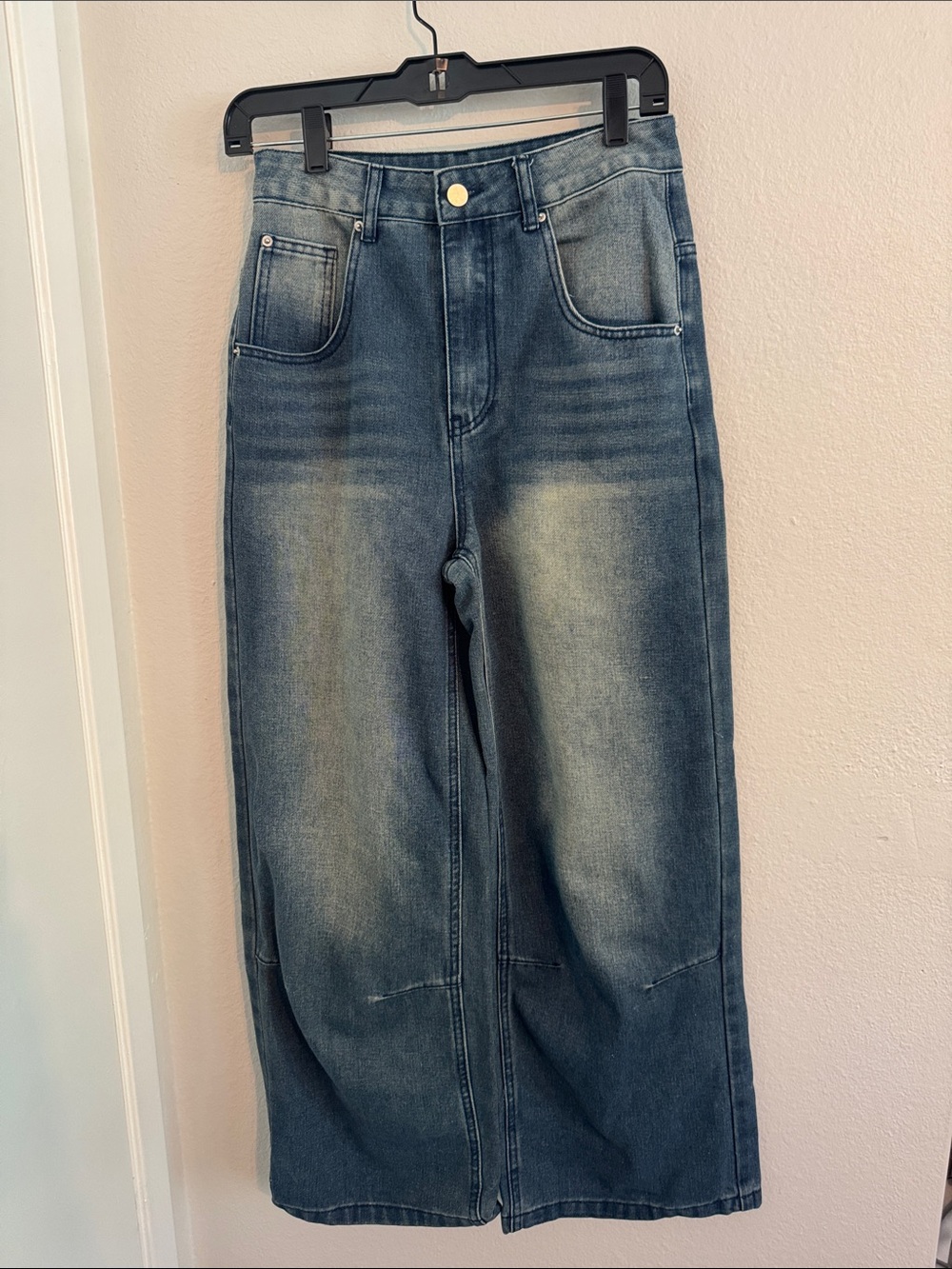 Classic High-Rise Wide-Leg Women's Jeans - Blue Wash